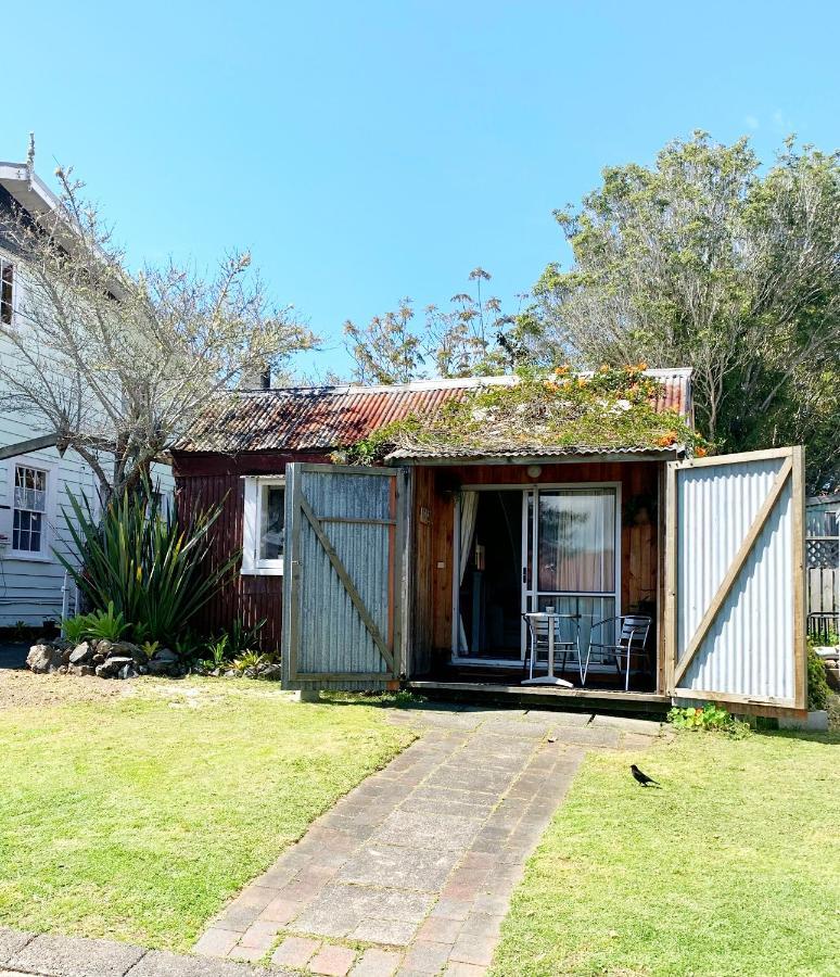 The Little Red Shed Villa Russell Exterior photo